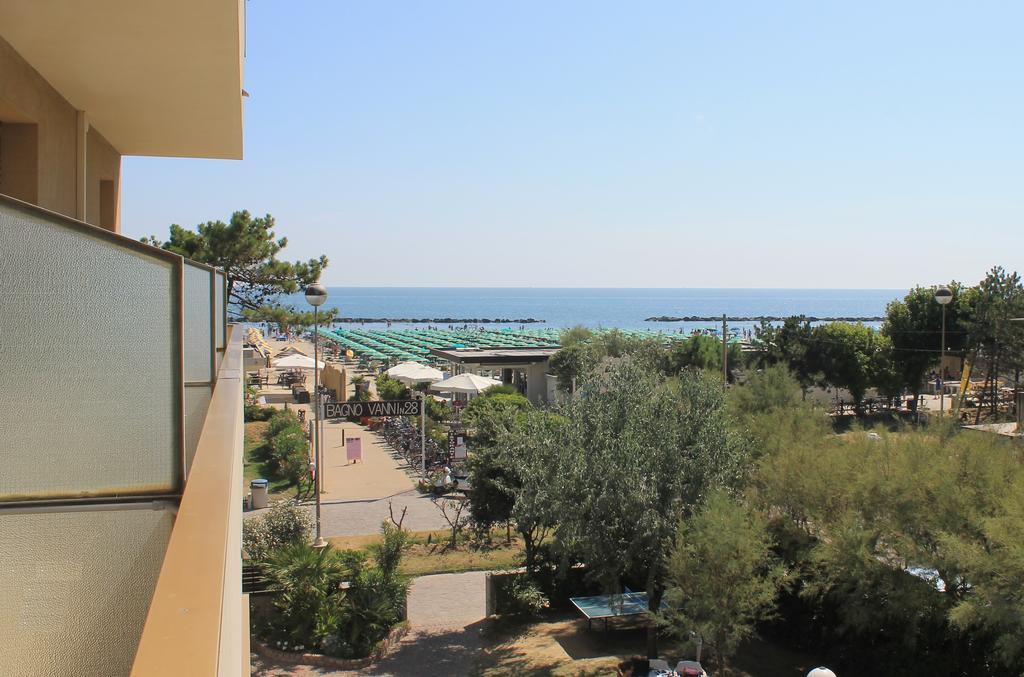 Hotel Astor B&B Lido di Classe Ngoại thất bức ảnh