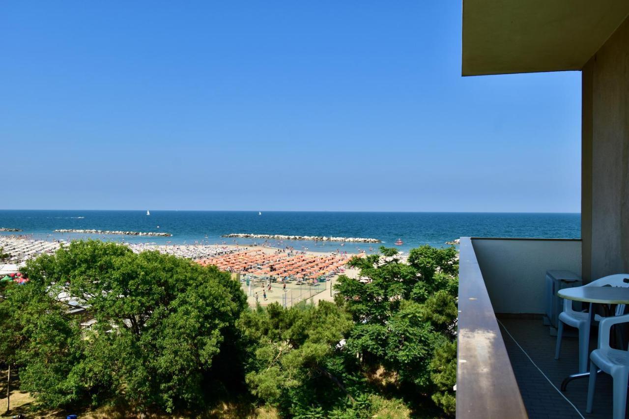 Hotel Astor B&B Lido di Classe Ngoại thất bức ảnh