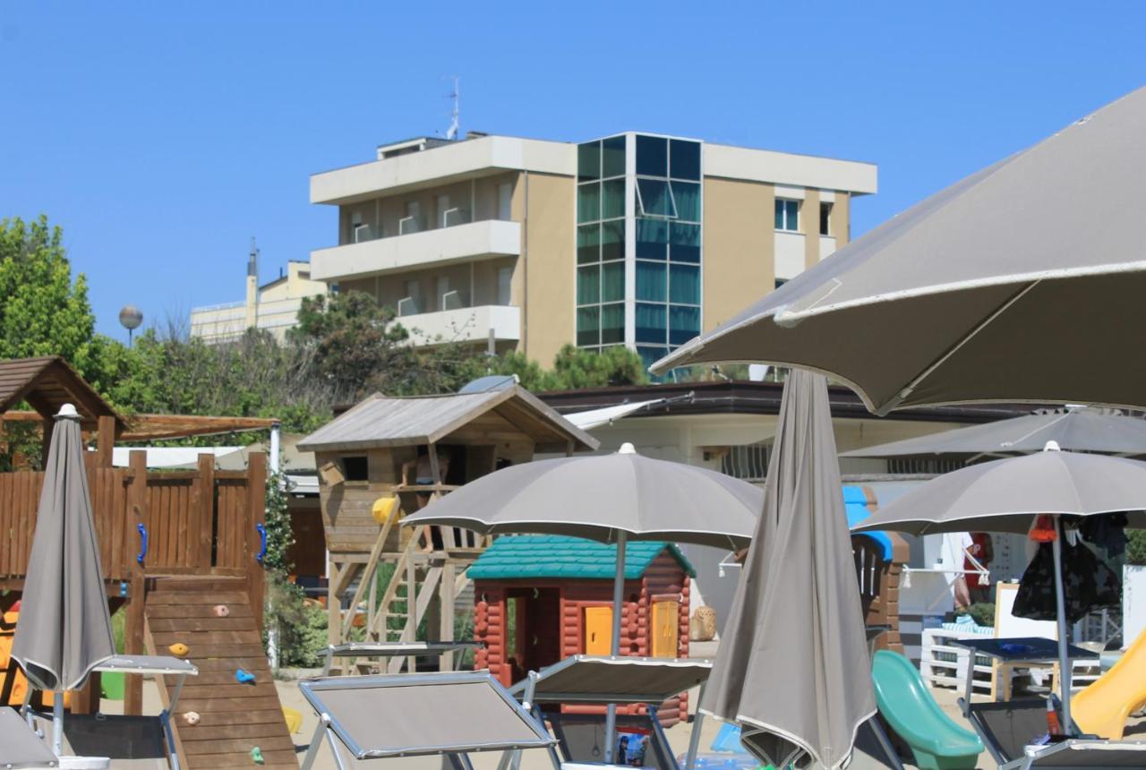 Hotel Astor B&B Lido di Classe Ngoại thất bức ảnh